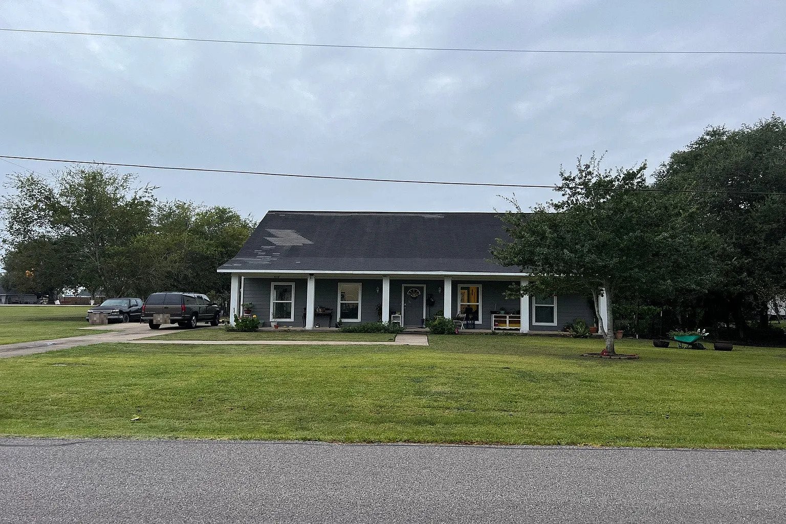 303 N 4th St, Beasley, TX 77417