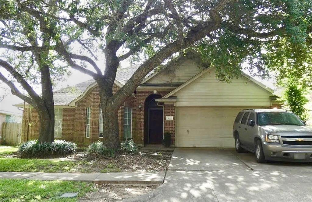 1014 Augusta Dr, Richmond, TX 77406