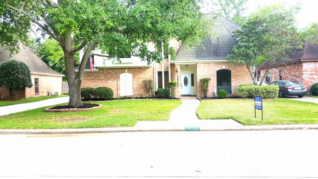 14722 Alderwick Dr, Sugar Land, TX 77498