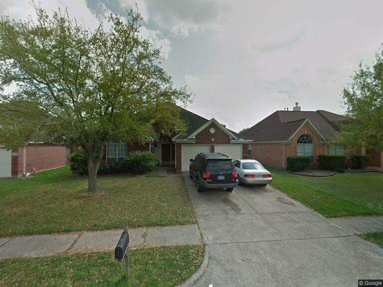 15307 Park Glen Dr, Sugar Land, TX 77498